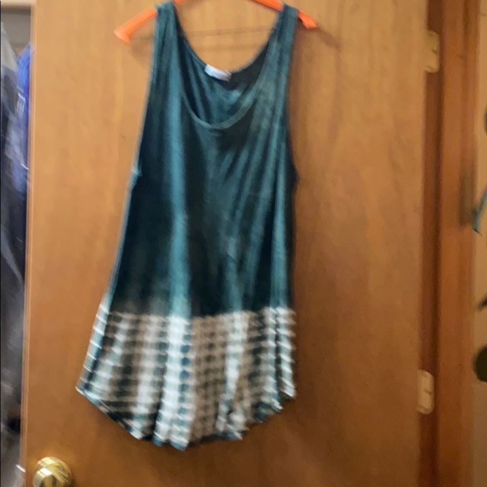WEARABLES TIE DYED GREEN TUNIC